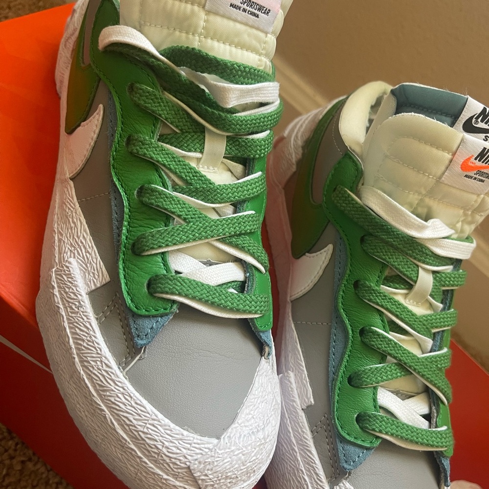 Nike Kids Green and White Sneakers